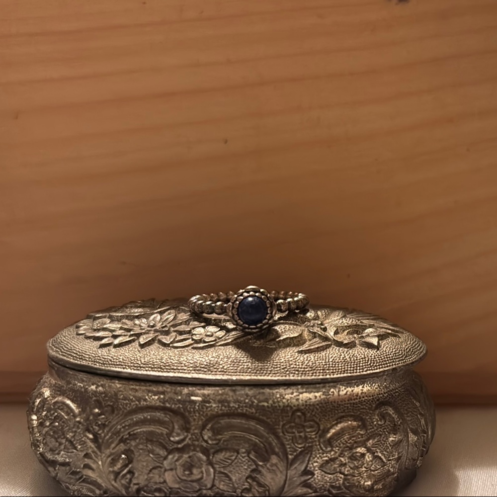 Pandora ring